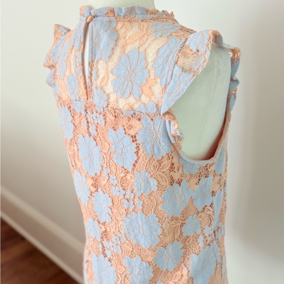 Monteau Lace & floral sleeveless lined top Size Large light blue & tan - Picture 9 of 13